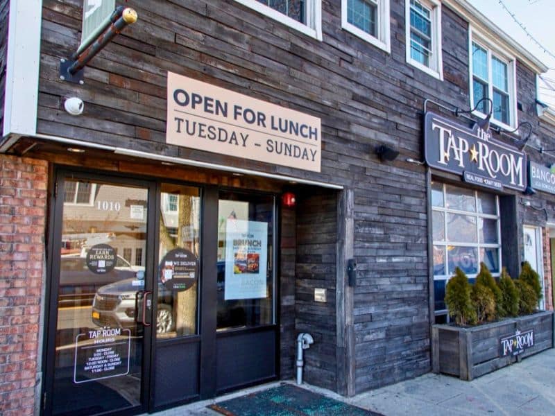 Tap Room Massapequa Park