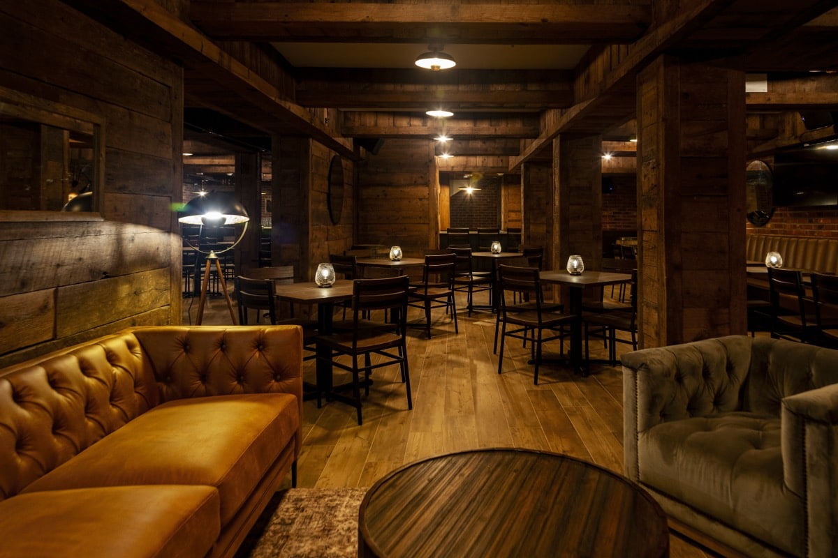 Quiet, candlelit private dining room at Tap Room.